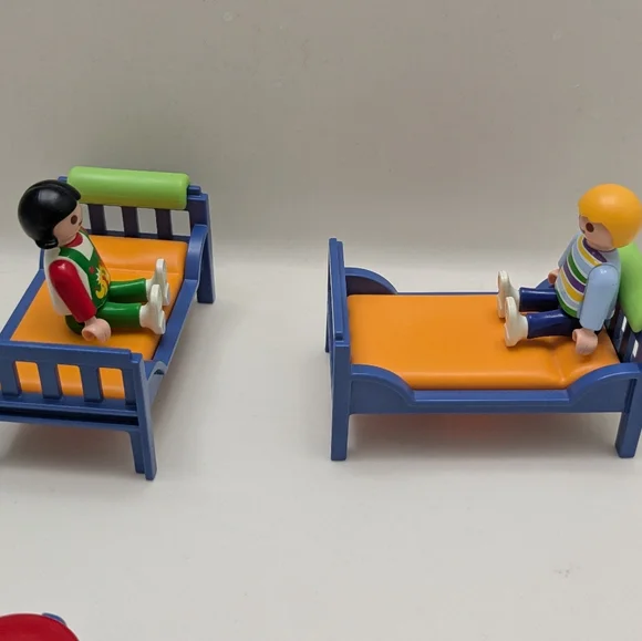 Playmobil/ Geobra Kids Bunk Bed Playset - Picture 6 of 8